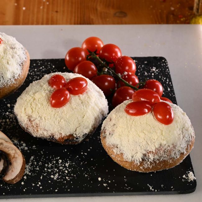 STUFFED PORTOBELLO MUSHROOM WITH CHICKEN