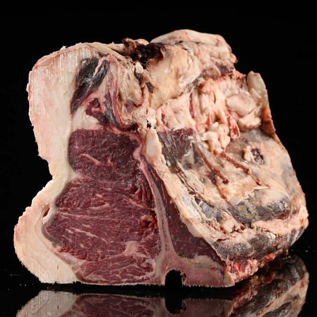 T-BONE BEEF ITALY DRY ADED +30 DAYS